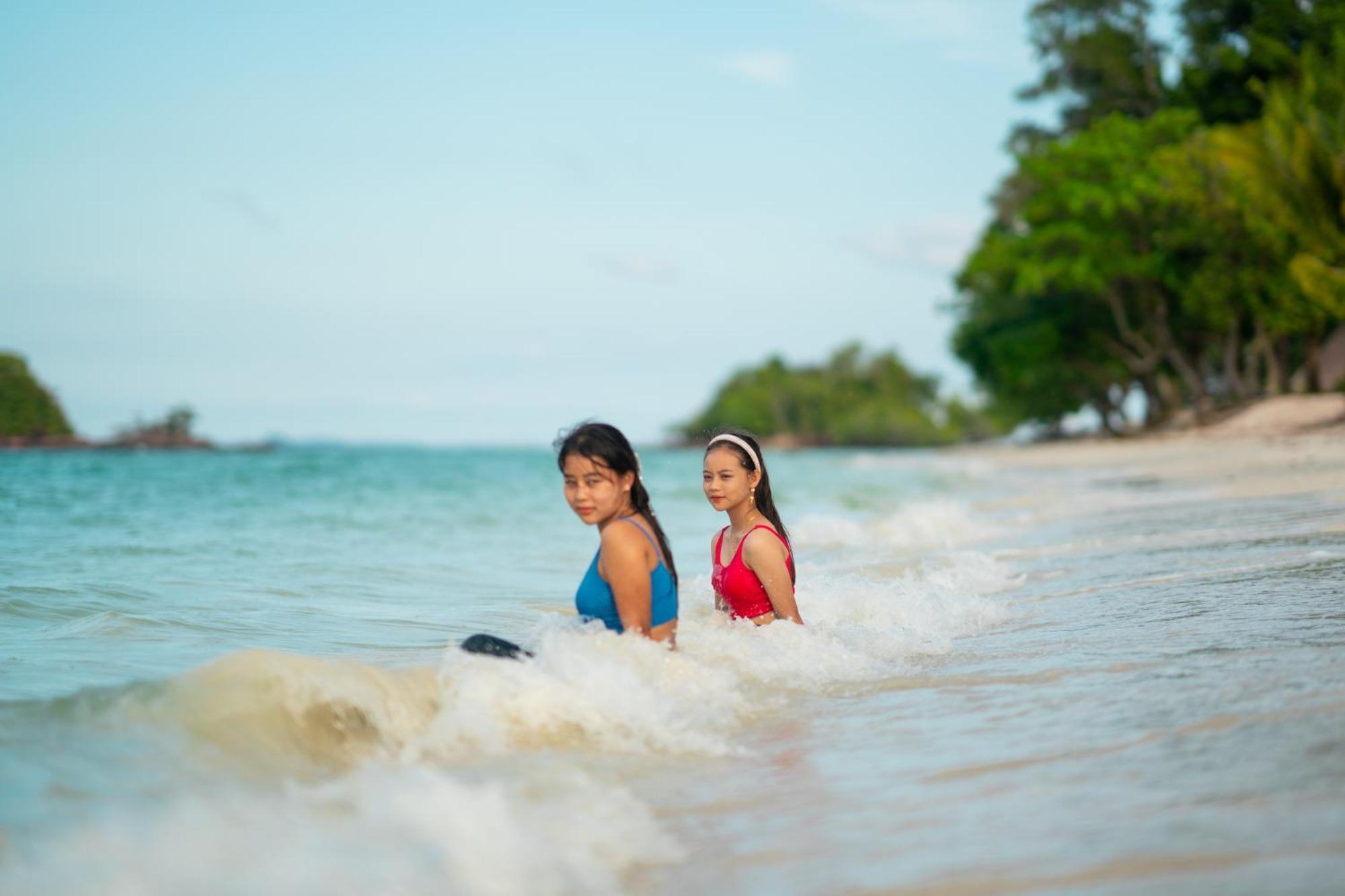 Kepri Coral Resort Galang Island Esterno foto